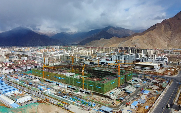 “世界屋脊”再建新地標！徐工群塔“交作業(yè)了”！